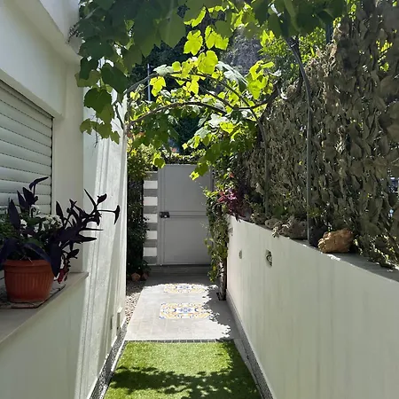 Blueskylite טאורמינה