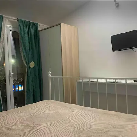 Blueskylite טאורמינה