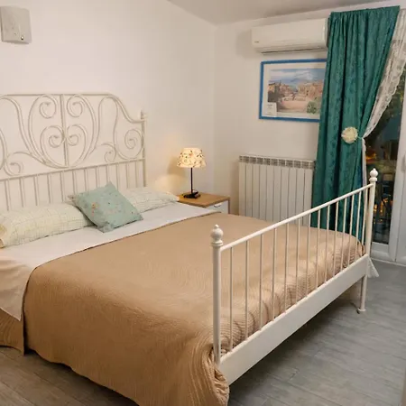 Blueskylite Guest house Taormina